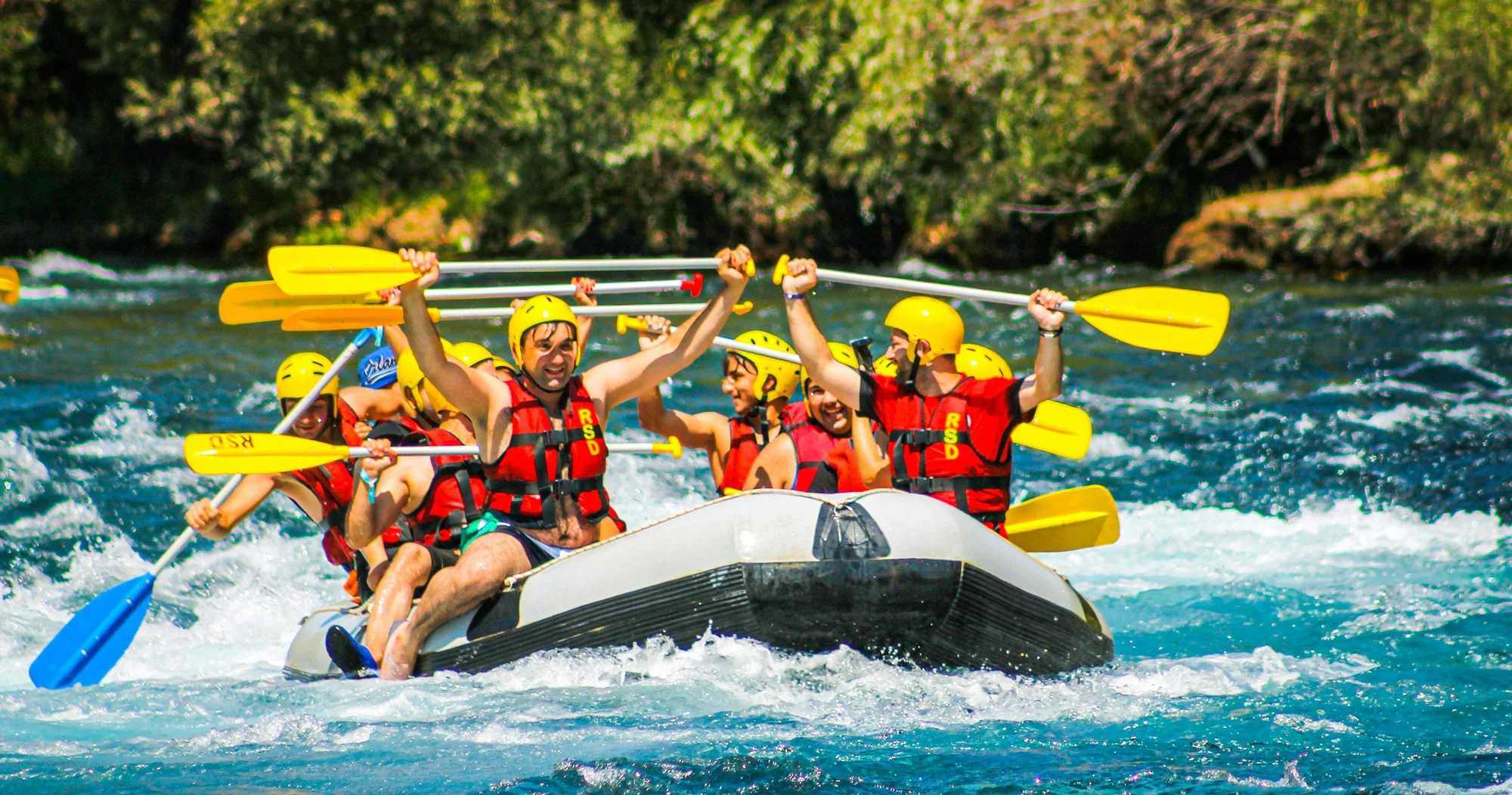 group tour river rafting adventure