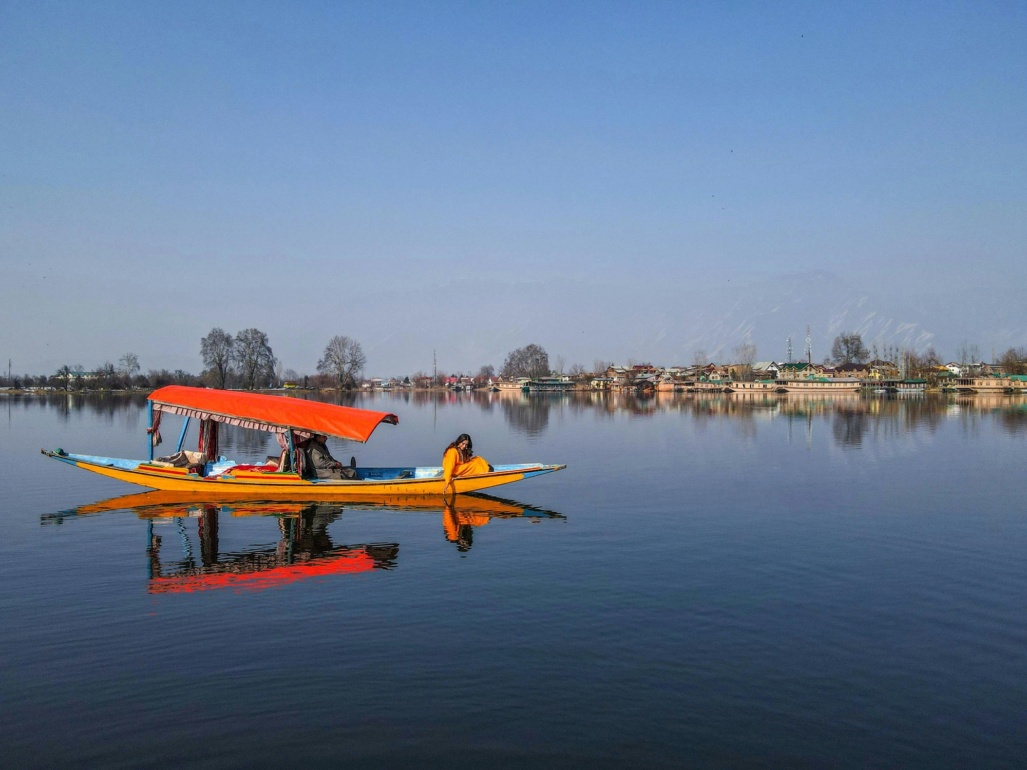 kashmir dal lake