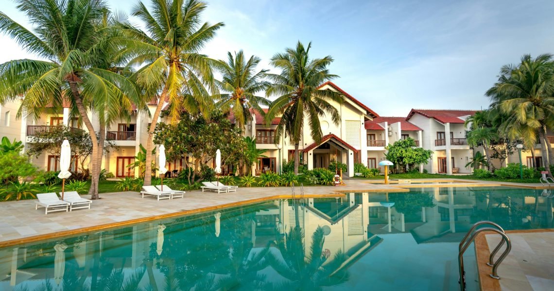 whitehilladventure-premium-hotel-booking